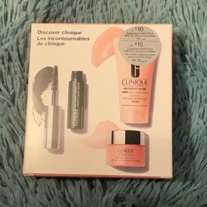 Clinique Discover Gift box